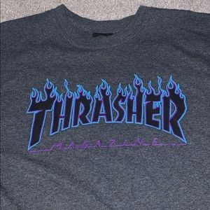 THRASHER blue flame tee!